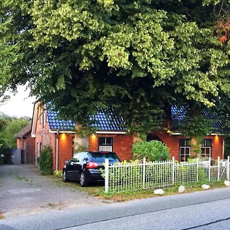 Mit Stellplatz Mitten Im Gruenen By Interhome Kiel