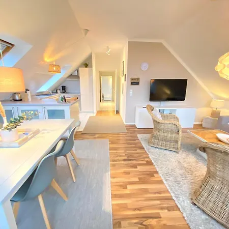Apartment Mit Stellplatz Mitten Im Gruenen By Interhome *