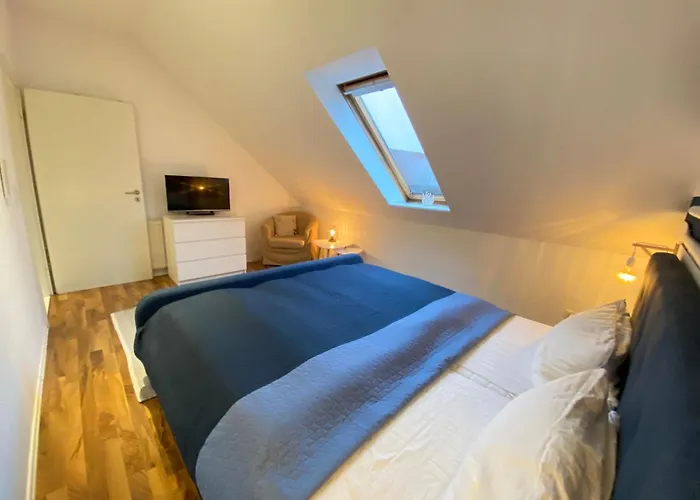 Mit Stellplatz Mitten Im Gruenen By Interhome Lägenhet Kiel